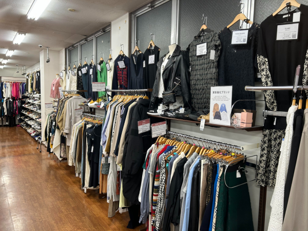 トレジャーファクトリー足立西新井店 内観写真