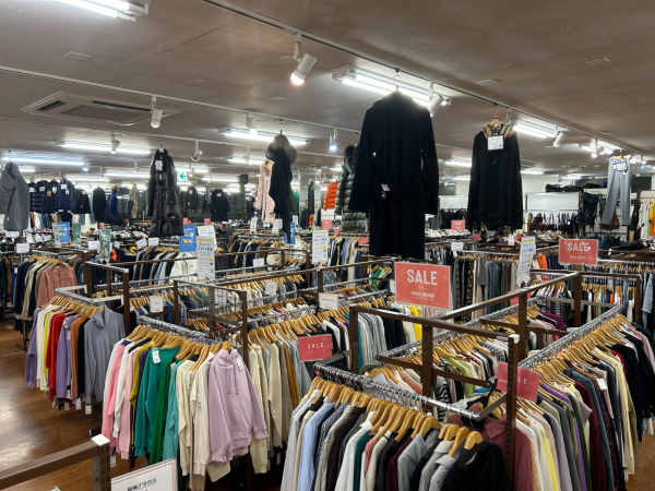 トレジャーファクトリー足立西新井店 内観写真