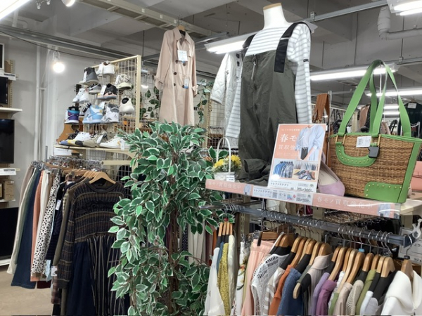 トレジャーファクトリー福岡春日店 内観写真
