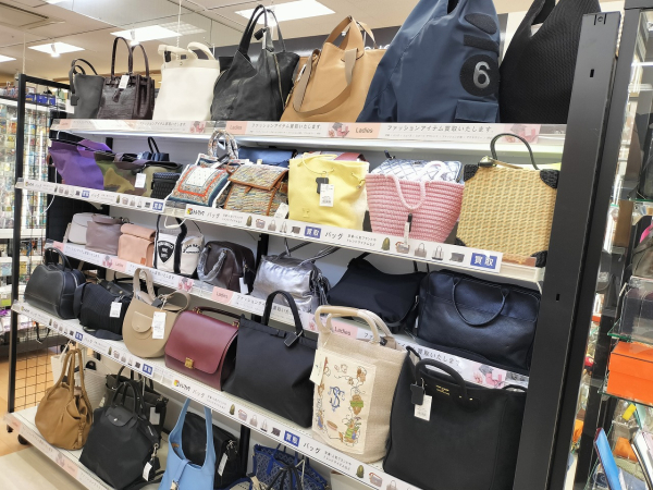 トレジャーファクトリーモラージュ佐賀店 内観写真