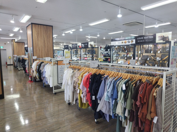 トレジャーファクトリー愛知蟹江店 内観写真