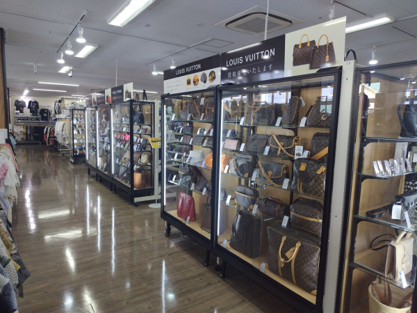 トレジャーファクトリー愛知蟹江店 内観写真