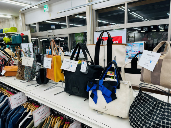 トレジャーファクトリー川崎野川店 内観写真