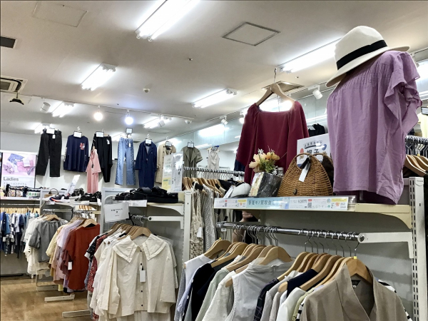 トレジャーファクトリー神戸新長田店 内観写真