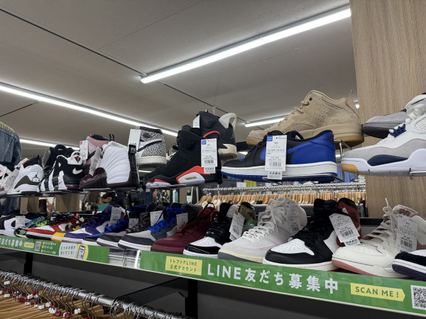 トレジャーファクトリー小田原店 内観写真