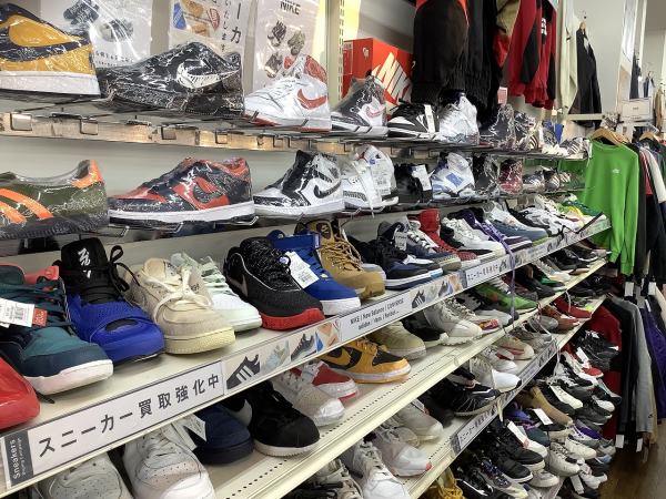 トレジャーファクトリー稲城若葉台店 内観写真