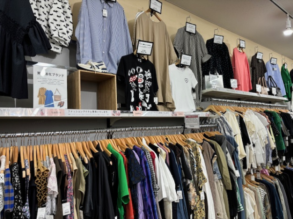 トレジャーファクトリー伊勢崎宮子店 内観写真