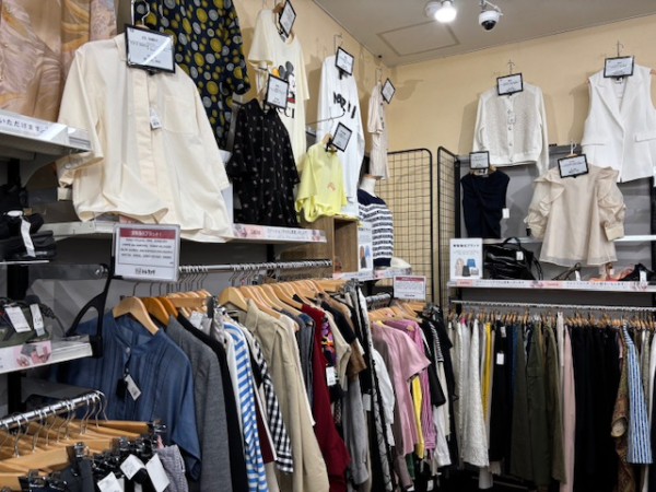 トレジャーファクトリー伊勢崎宮子店 内観写真