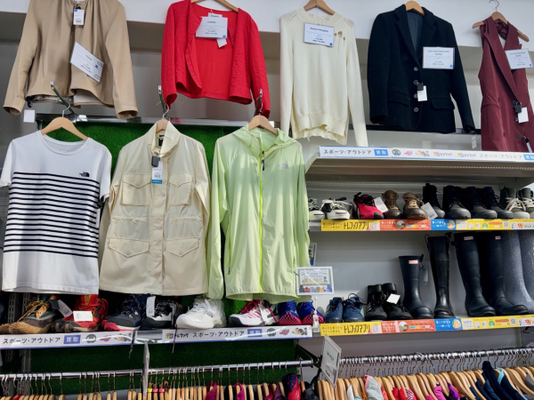 トレジャーファクトリー八尾店 内観写真