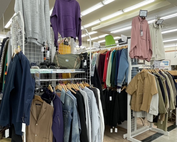 トレジャーファクトリー大和店 内観写真