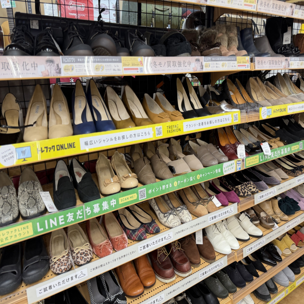 トレジャーファクトリー摂津店 内観写真