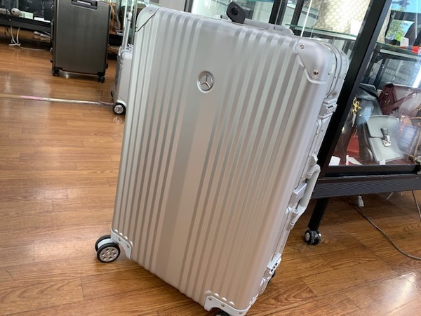 Mercedes Benz(メルセデス・ベンツ)】アルミスーツケースが入荷しま