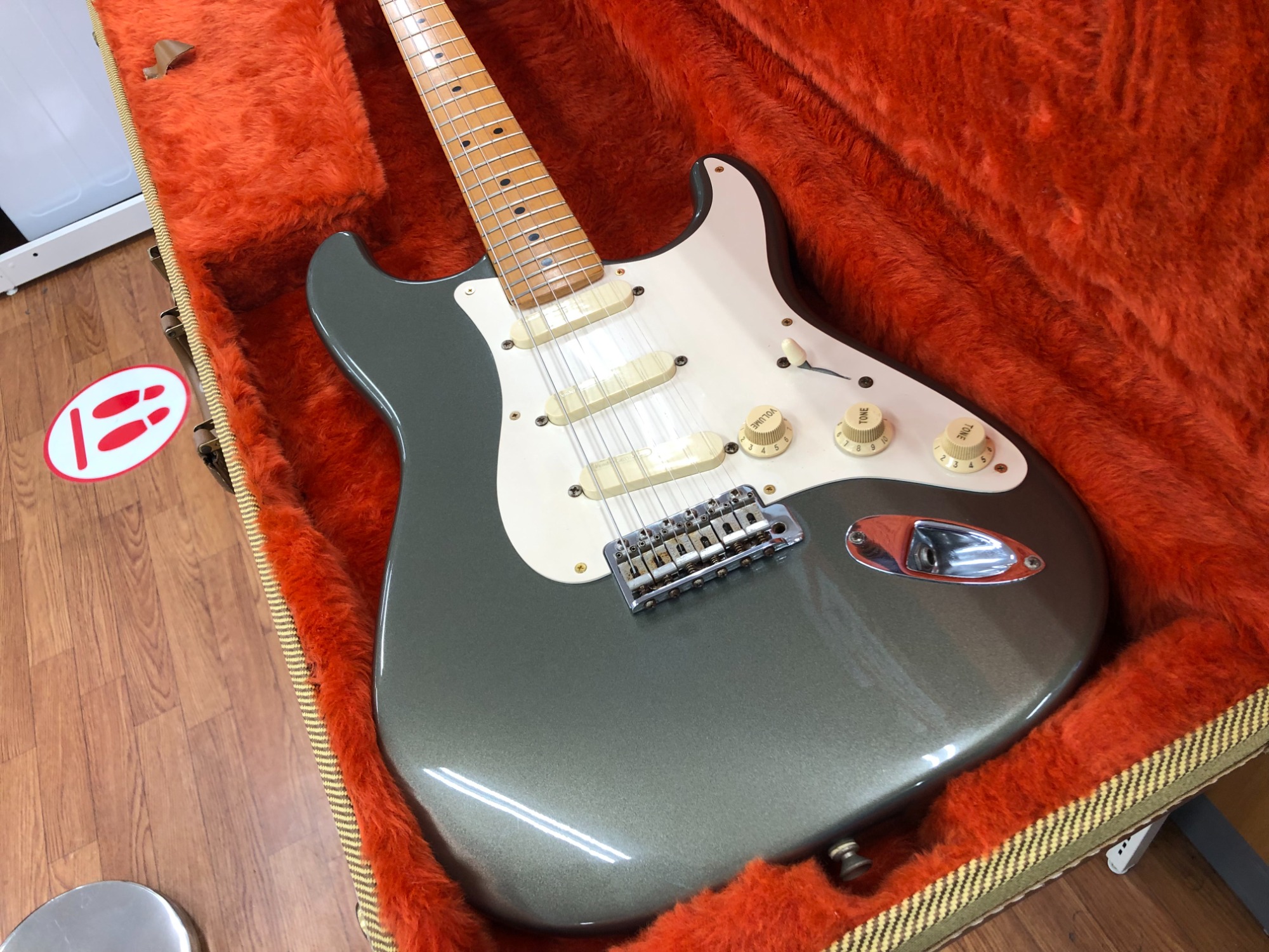 a*e様 フェンダーUSAクラプトン ストラト1989年 初期 ラッカーリフィニ Fender USA Eric Clapton Signature Stratocaster “Blackie” 1989