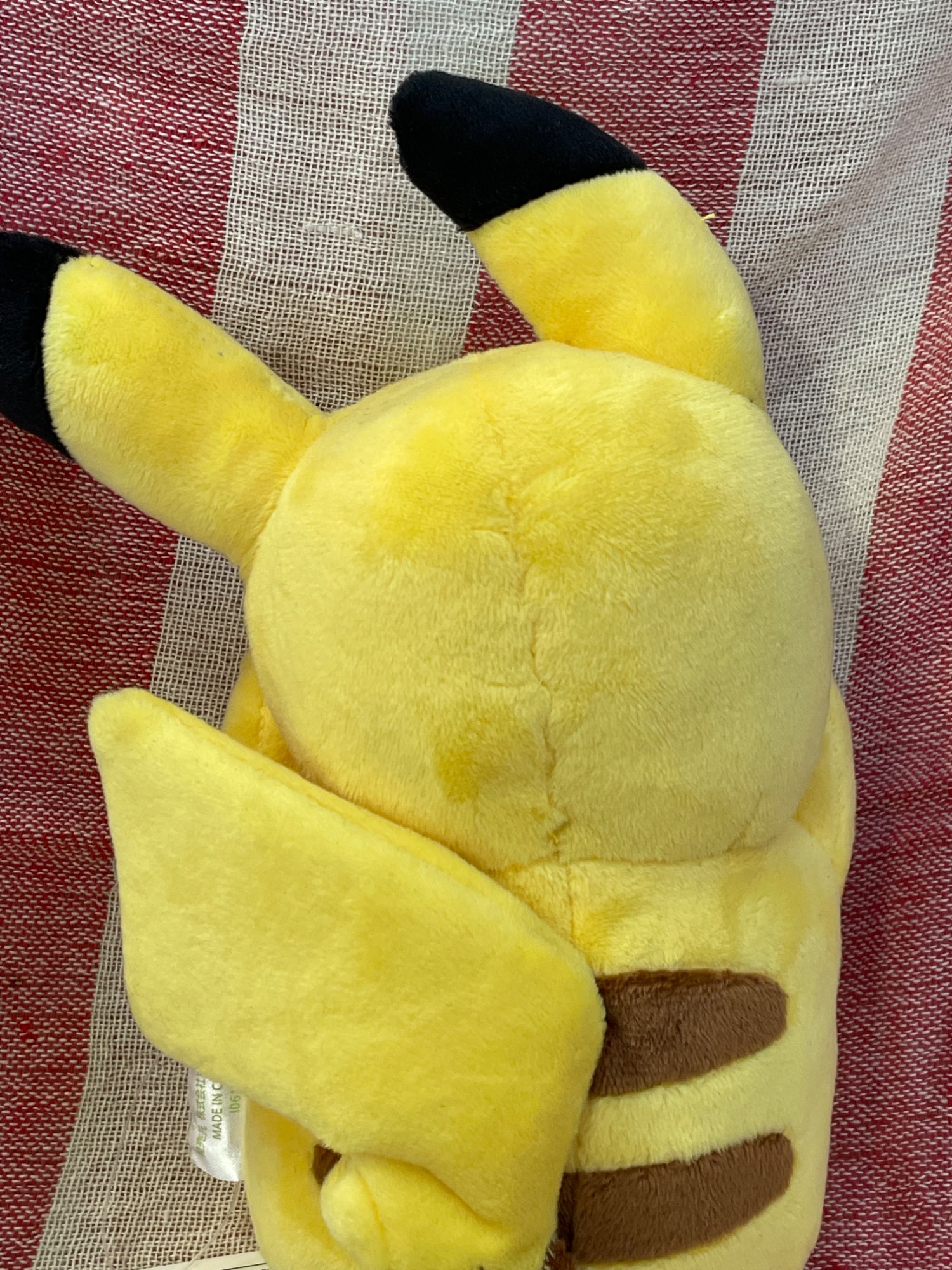 ぬいぐるみが仲間いり】ポケモンの「さけびピカチュウぬいぐるみ