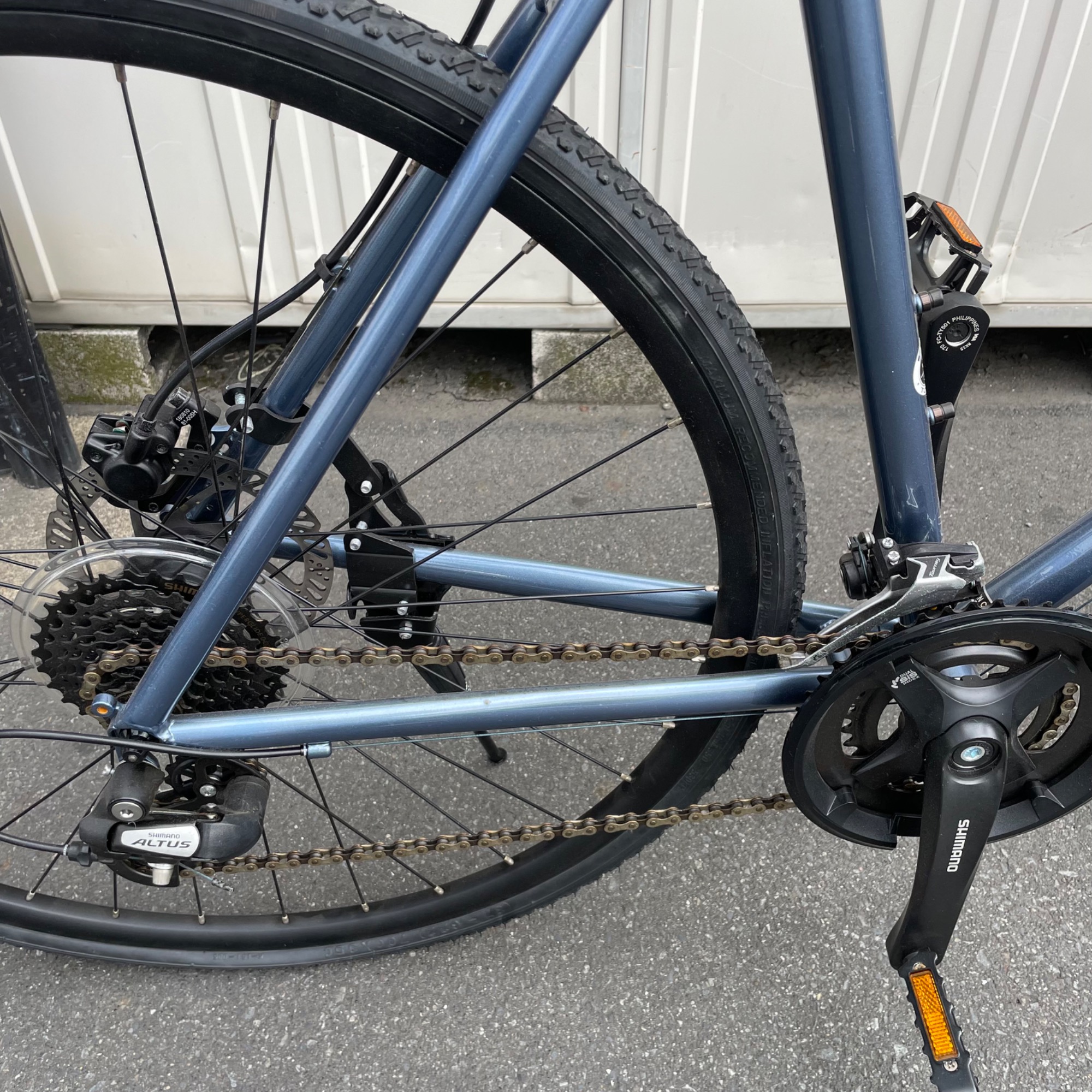 【トレファク花小金井店】クロスバイク　ROOTS L21 ●ﾊﾞｯｸﾞ＆ｽﾏﾎﾎﾟｰﾁ&ﾗｲﾄ/自転車/中古自転車/西東京市/東久留米市/小平市/小金井市/国分寺市/練馬区/杉並区/買取/販売 トレファク花小金井店】自転車 シティサイクル M-507 /26インチ/中古