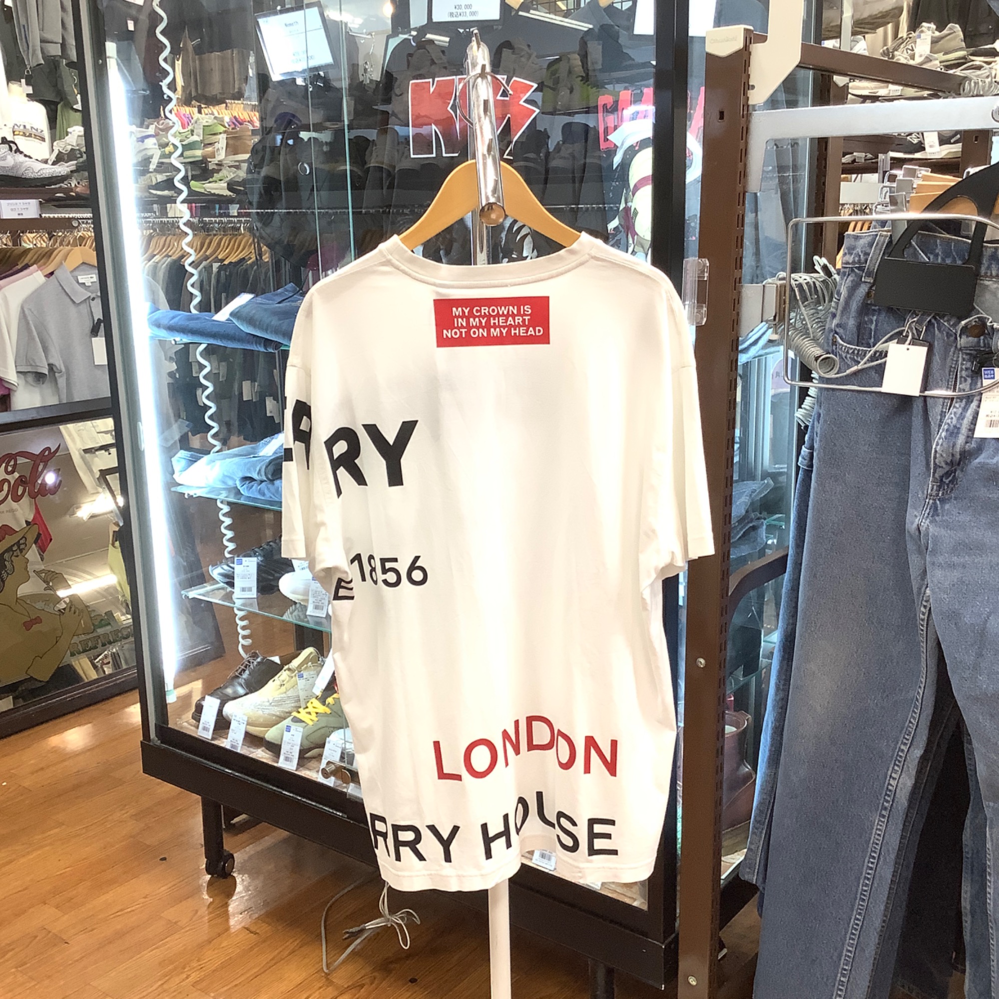 ★Burberry★ロゴ 刺繍 半袖 Tシャツ BURBERRY バーバリー 23AW DEZI フロントロゴ刺繍 半袖Tシャツ