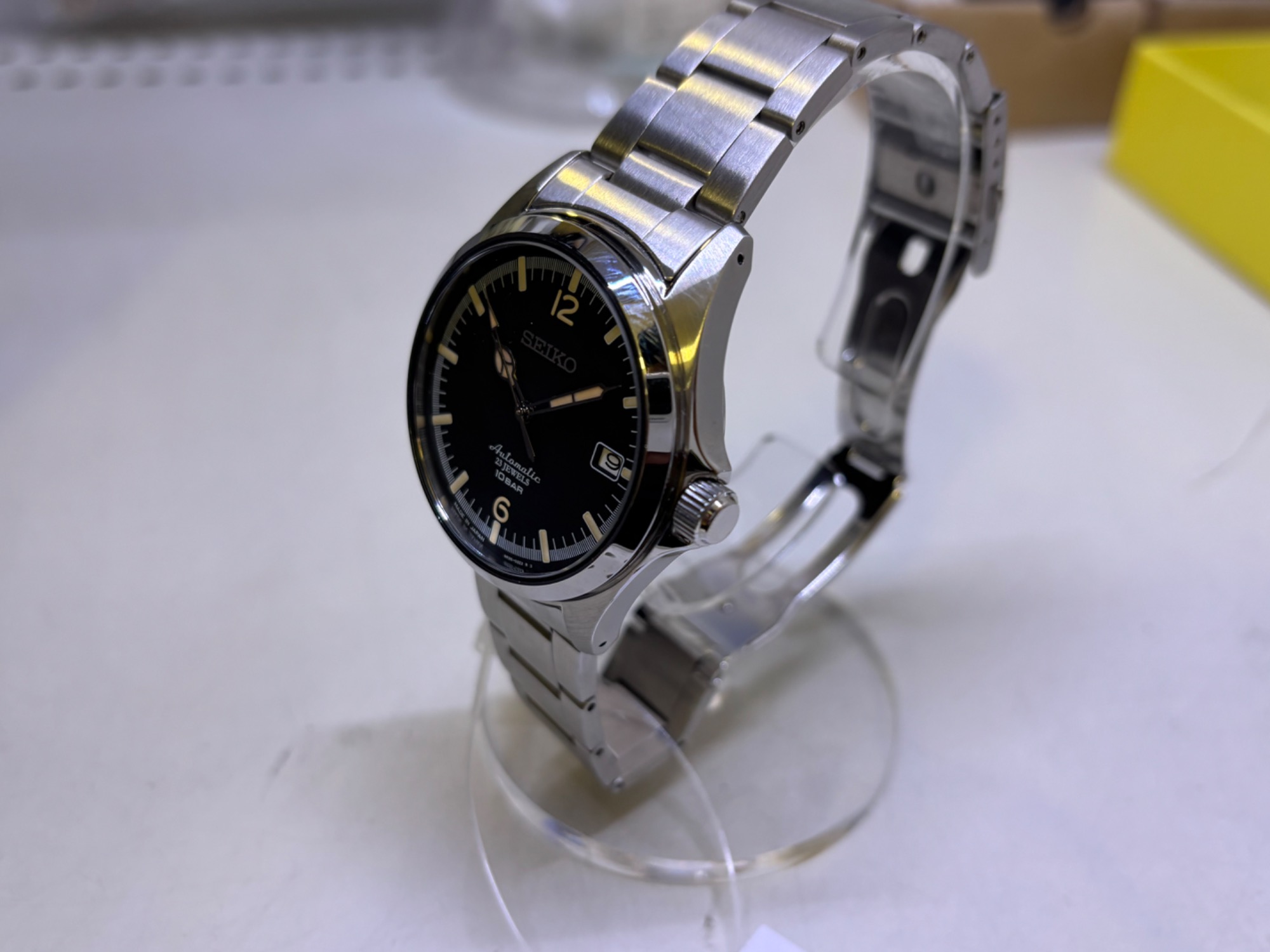 35周年記念コラボ 腕時計 SEIKO × TIC TAC の 4R35-02R0 のご