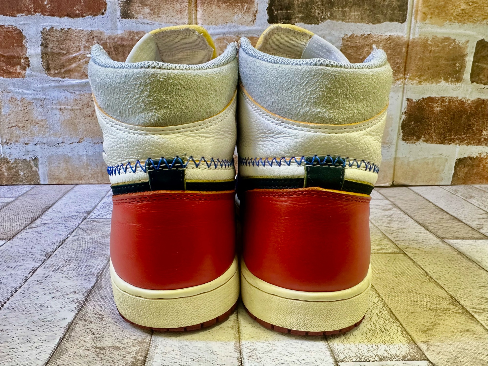 スニーカー買取強化中!!】本日はNIKE × UNION Air Jordan 1 Retro High 