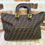 ブランドバッグ買取強化中！】 FENDI ズッカ トートバッグが入荷しま