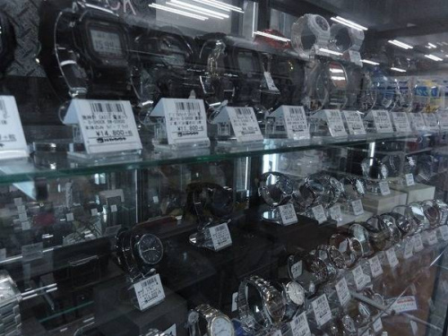 G-SHOCKの足立西新井腕時計
