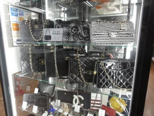 CHANELの足立西新井ブランド