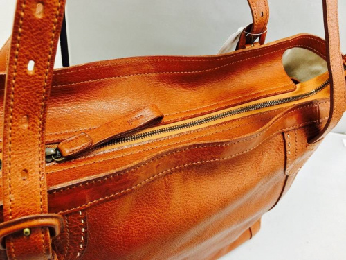 レザーアイテムのgenten