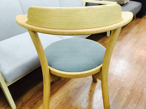 ダイニングチェアー