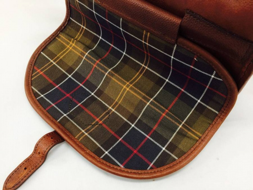 レザーの足立西新井ブランド