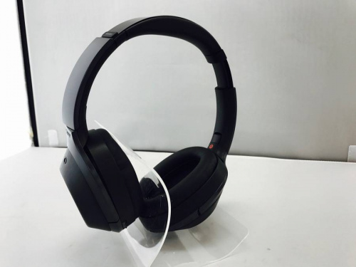 ワイヤレスヘッドホンのSONY