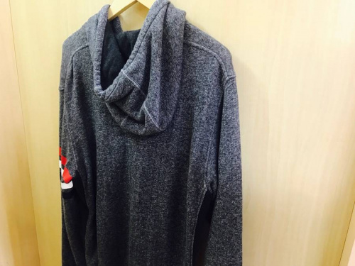 トリコラインジップパーカー