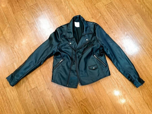 レディースのライダース