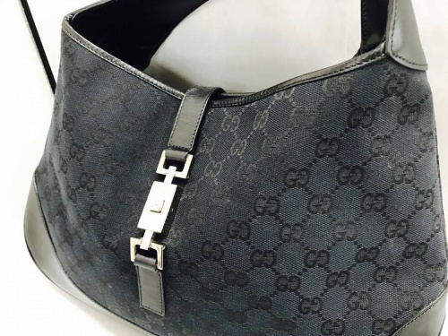 GUCCIのﾊﾞｯｸﾞ