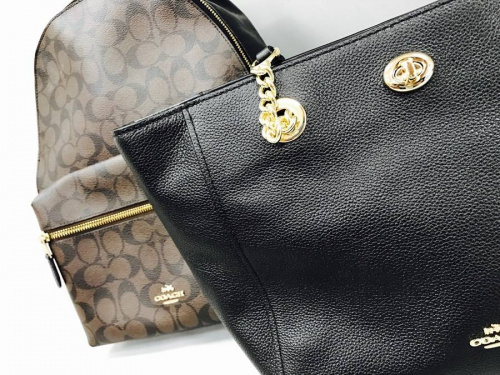 ブランド・ラグジュアリーのコーチ（COACH）