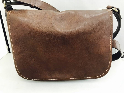 土屋鞄のﾊﾞｯｸﾞ