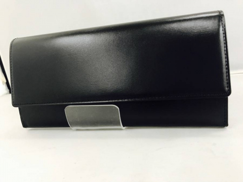 ﾊﾞｯｸﾞの長財布