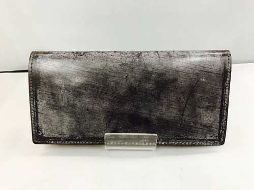 長財布の札入れ
