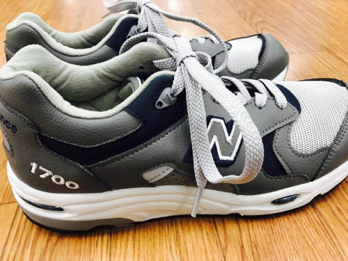 ニューバランス（new balance）のスニーカー