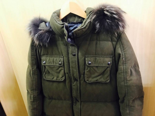 DUVETICAのダウンジャケット