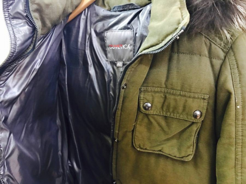 ダウンジャケット