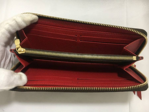 ルイ・ヴィトンの足立西新井