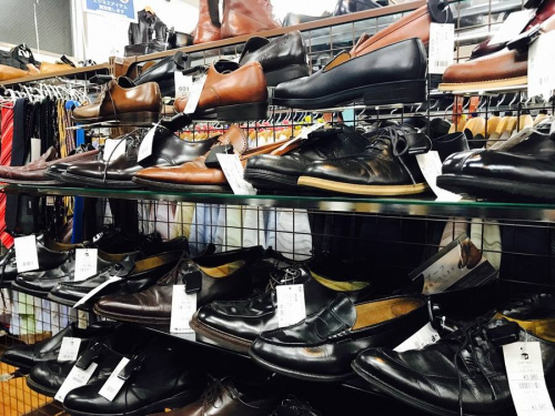 ビジネスのスーツ