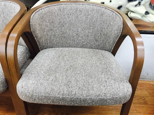 チェアの天童木工