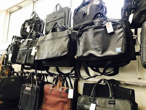 バッグの足立西新井