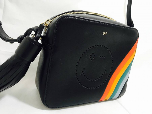 レディースファッションのショルダーバッグ