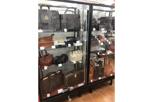 レザーバッグの足立西新井