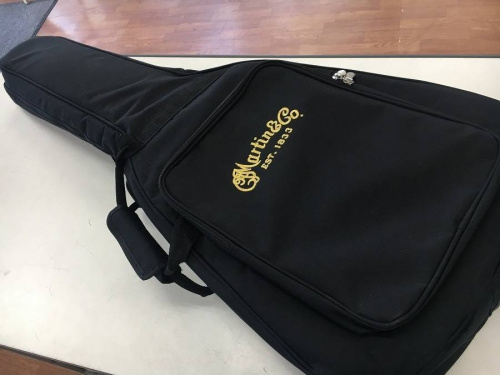 マーチンの足立西新井