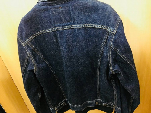 LEVI’Sのジャケット