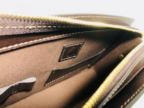 セカンドバッグの土屋鞄