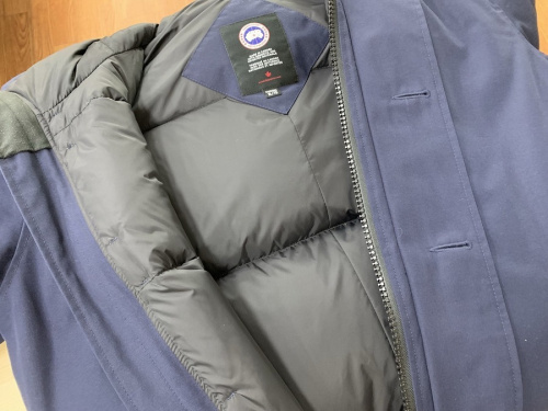 ダウンジャケットのCANADA GOOSE