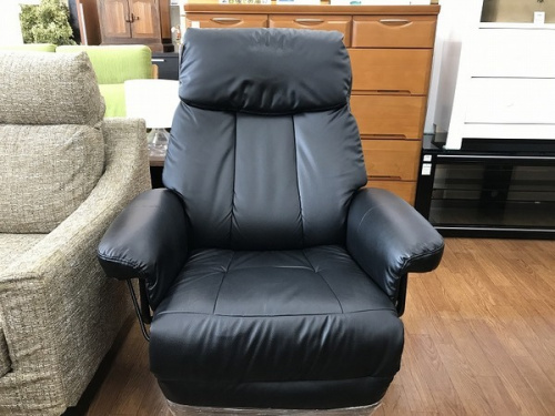 イバロのチェア